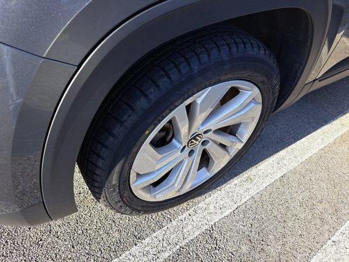 2021 Volkswagen Atlas 3.6 V6 SE w/ Technology