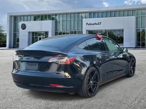 2023 Tesla Model 3 Performance