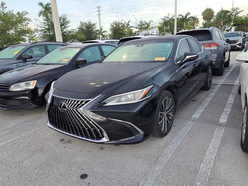 2022 Lexus ES 350 Base