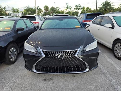 2022 Lexus ES 350 Base