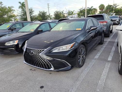 2022 Lexus ES 350 Base