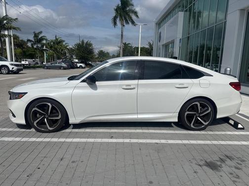 2022 Honda Accord Sport SE