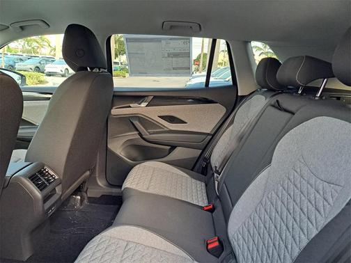 2025 Volkswagen Tiguan 2.0T S
