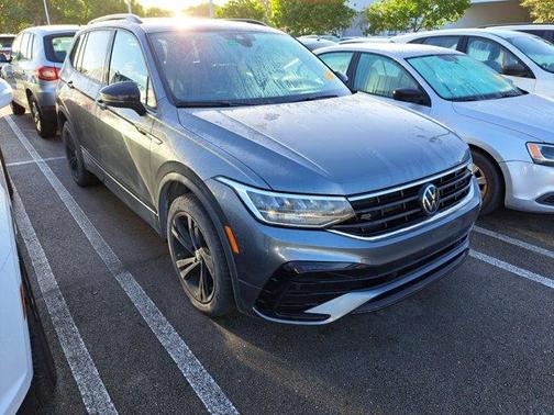 2023 Volkswagen Tiguan 2.0T SE R-Line Black