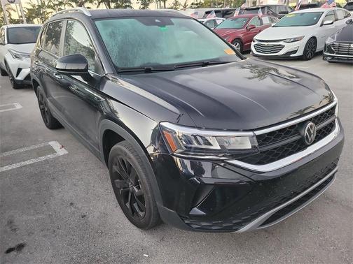 2023 Volkswagen Taos 1.5T SE