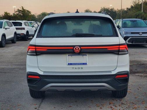 2025 Volkswagen Taos 1.5T S