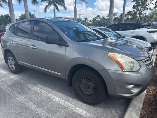 Platinum Graphite Metallic 2013 Nissan Rogue S