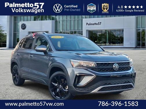 Platinum Gray Metallic 2022 Volkswagen Taos 1.5T SE