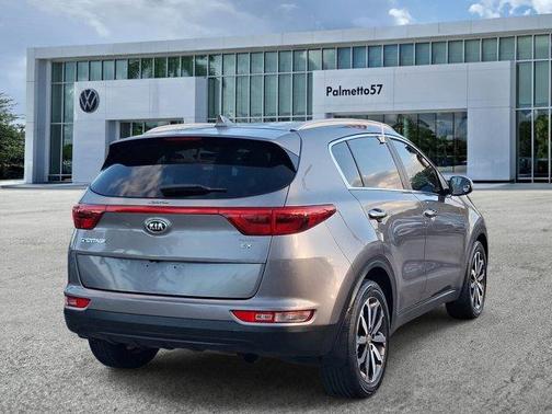 Mineral Silver 2017 Kia Sportage EX