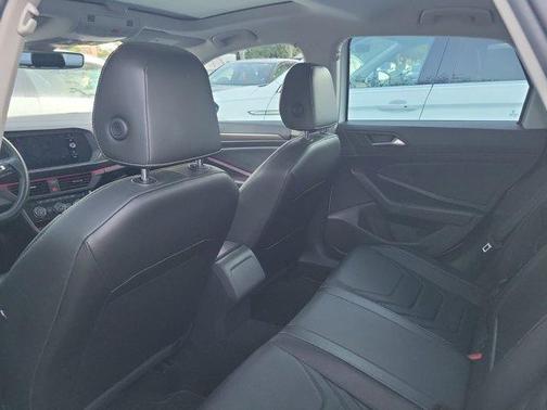 2019 Volkswagen Jetta 1.4T SEL Premium