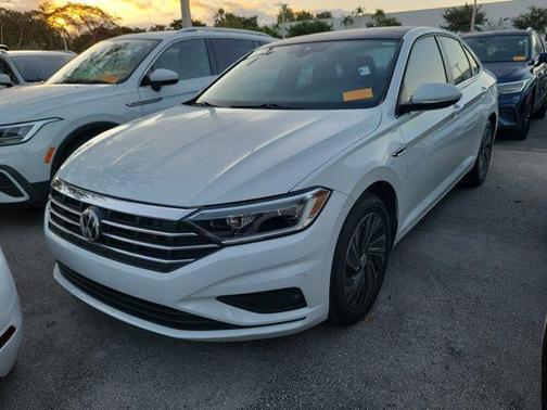 2019 Volkswagen Jetta 1.4T SEL Premium