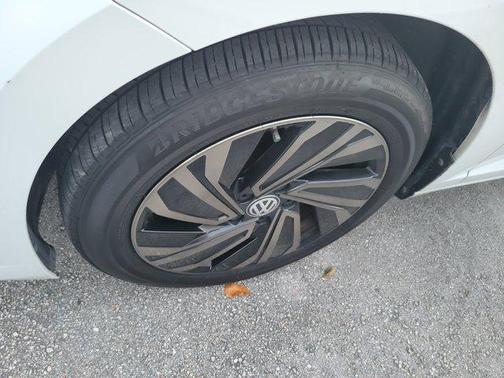 2019 Volkswagen Jetta 1.4T SEL Premium
