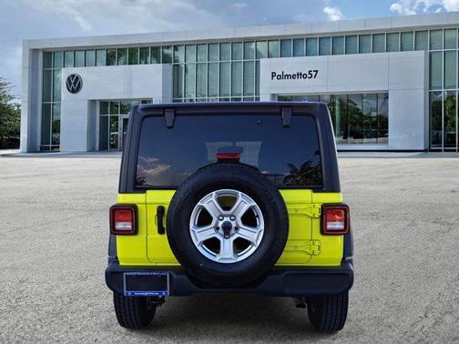 2022 Jeep Wrangler Unlimited Sport