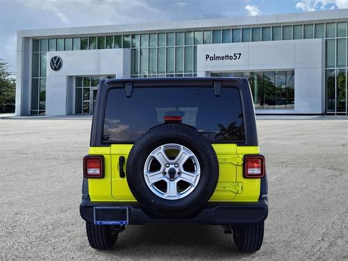 2022 Jeep Wrangler Unlimited Sport