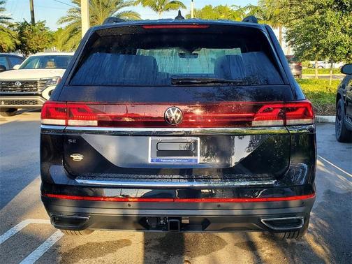 2025 Volkswagen Atlas 2.0T SE w/Technology