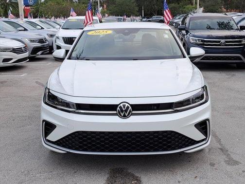 2025 Volkswagen Jetta 1.5T SE