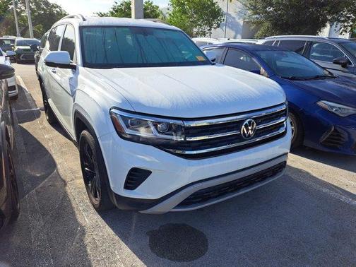2023 Volkswagen Atlas 3.6L SE w/Technology