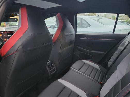 2026 Volkswagen Golf GTI 2.0T SE