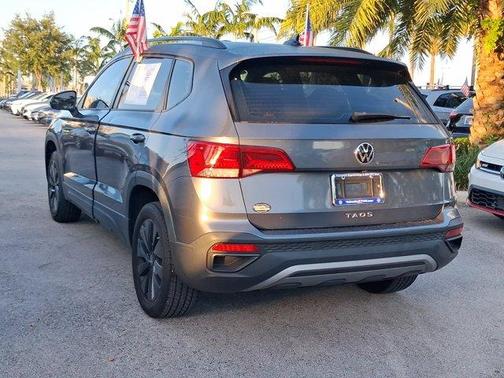 Platinum Gray Metallic 2022 Volkswagen Taos 1.5T S