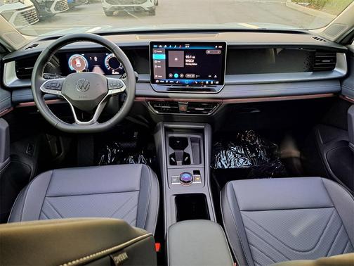 2025 Volkswagen Tiguan 2.0T SE
