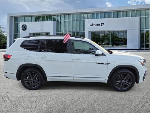 2021 Volkswagen Atlas 3.6 V6 SE w/ Technology R-Line