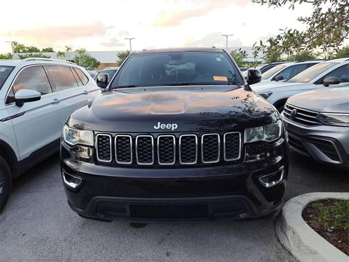 2018 Jeep Grand Cherokee Laredo