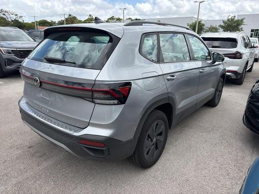 2025 Volkswagen Taos 1.5T S