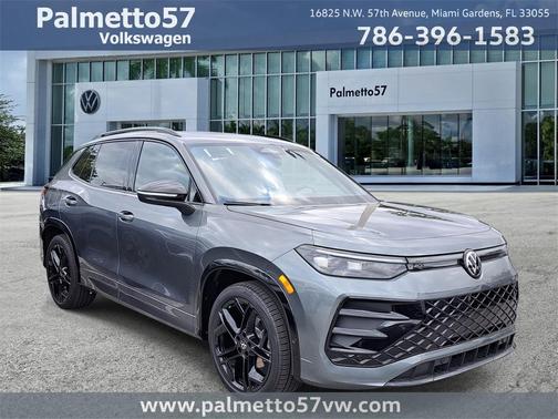 2026 Volkswagen Tiguan 2.0T SE R-Line Black