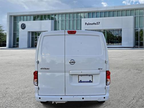 2021 Nissan NV200 SV