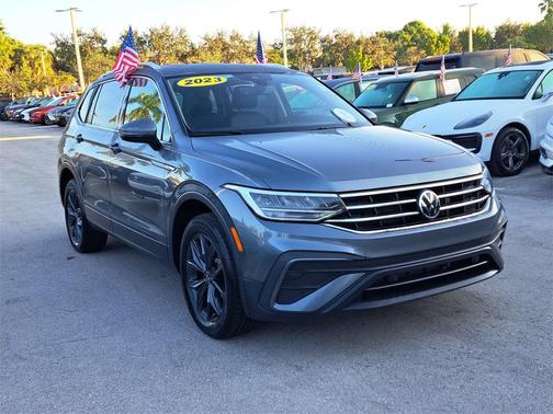 2023 Volkswagen Tiguan 2.0T SE