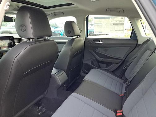 2026 Volkswagen Jetta 1.5T SE