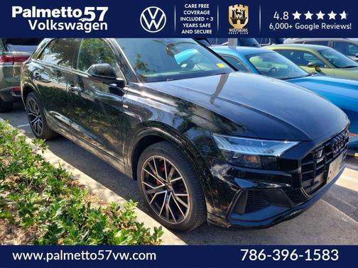Mythos Black Metallic 2023 Audi Q8 55 Premium Plus