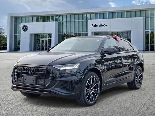 Mythos Black Metallic 2023 Audi Q8 55 Premium Plus