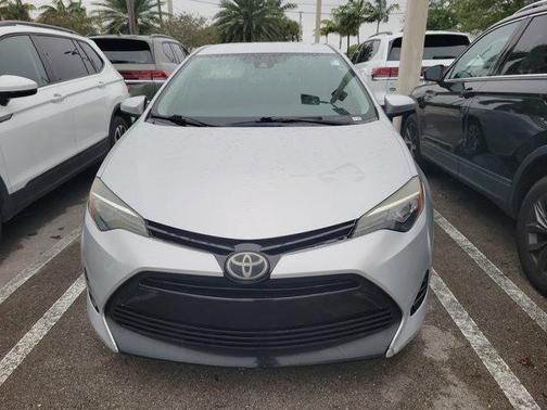 Classic Silver Metallic 2017 Toyota Corolla LE