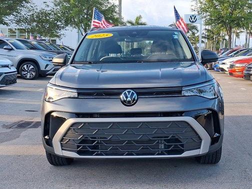 2025 Volkswagen Taos 1.5T S