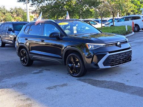 2025 Volkswagen Taos 1.5T SE