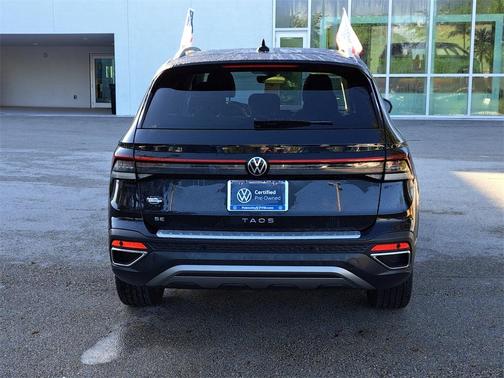 2025 Volkswagen Taos 1.5T SE