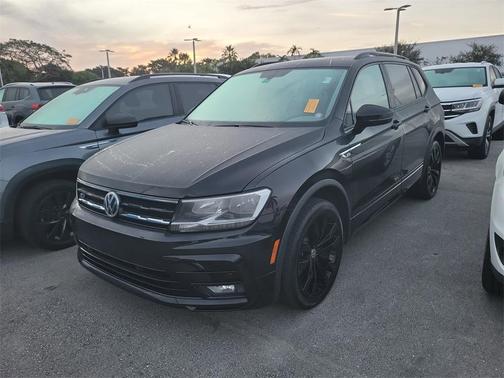 2021 Volkswagen Tiguan 2.0T SE R-Line Black