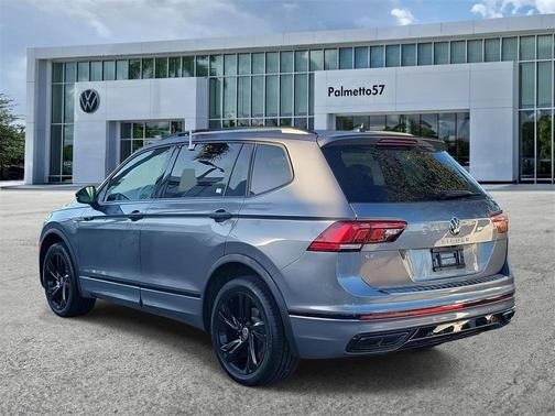 2024 Volkswagen Tiguan 2.0T SE R-Line Black