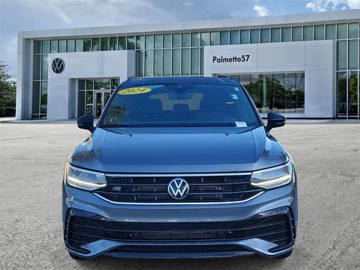 2024 Volkswagen Tiguan 2.0T SE R-Line Black