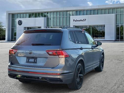 2024 Volkswagen Tiguan 2.0T SE R-Line Black