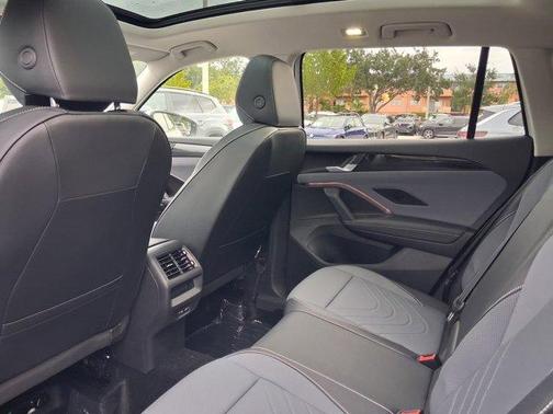 Pyrite 2026 Volkswagen Tiguan 2.0T SE