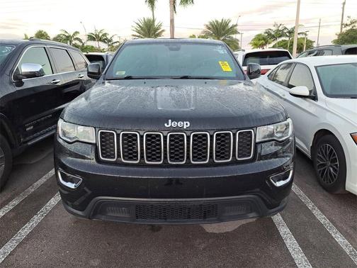 2019 Jeep Grand Cherokee Laredo E