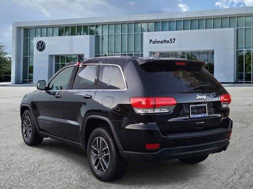 2019 Jeep Grand Cherokee Laredo E