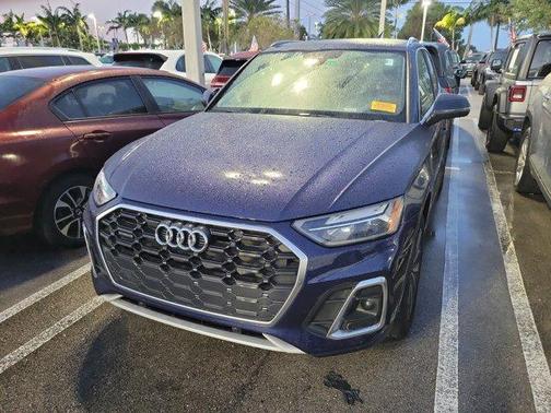 2023 Audi Q5 45 S line quattro Premium