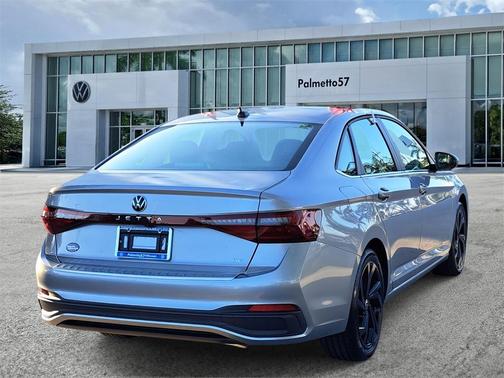 2025 Volkswagen Jetta 1.5T SE