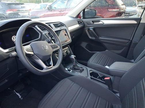 2024 Volkswagen Tiguan 2.0T S