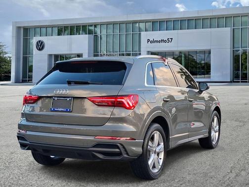 Chronos Gray Metallic 2024 Audi Q3 45 S line Premium