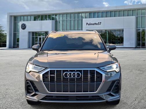 Chronos Gray Metallic 2024 Audi Q3 45 S line Premium