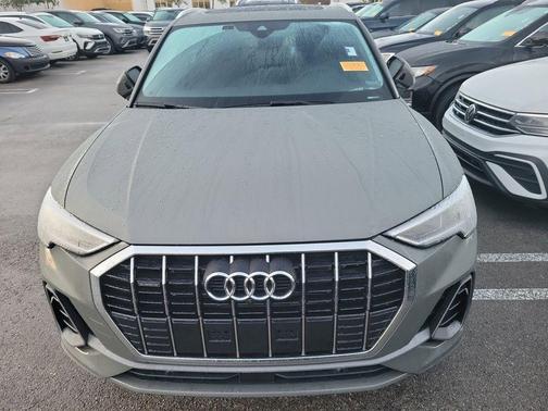 2024 Audi Q3 45 S line Premium